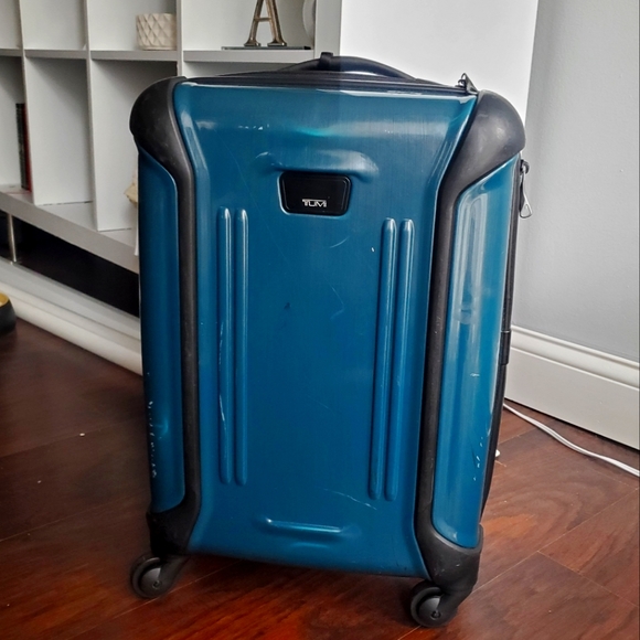Tumi Bags Tumi Hard Shell Carry On Luggage Poshmark
